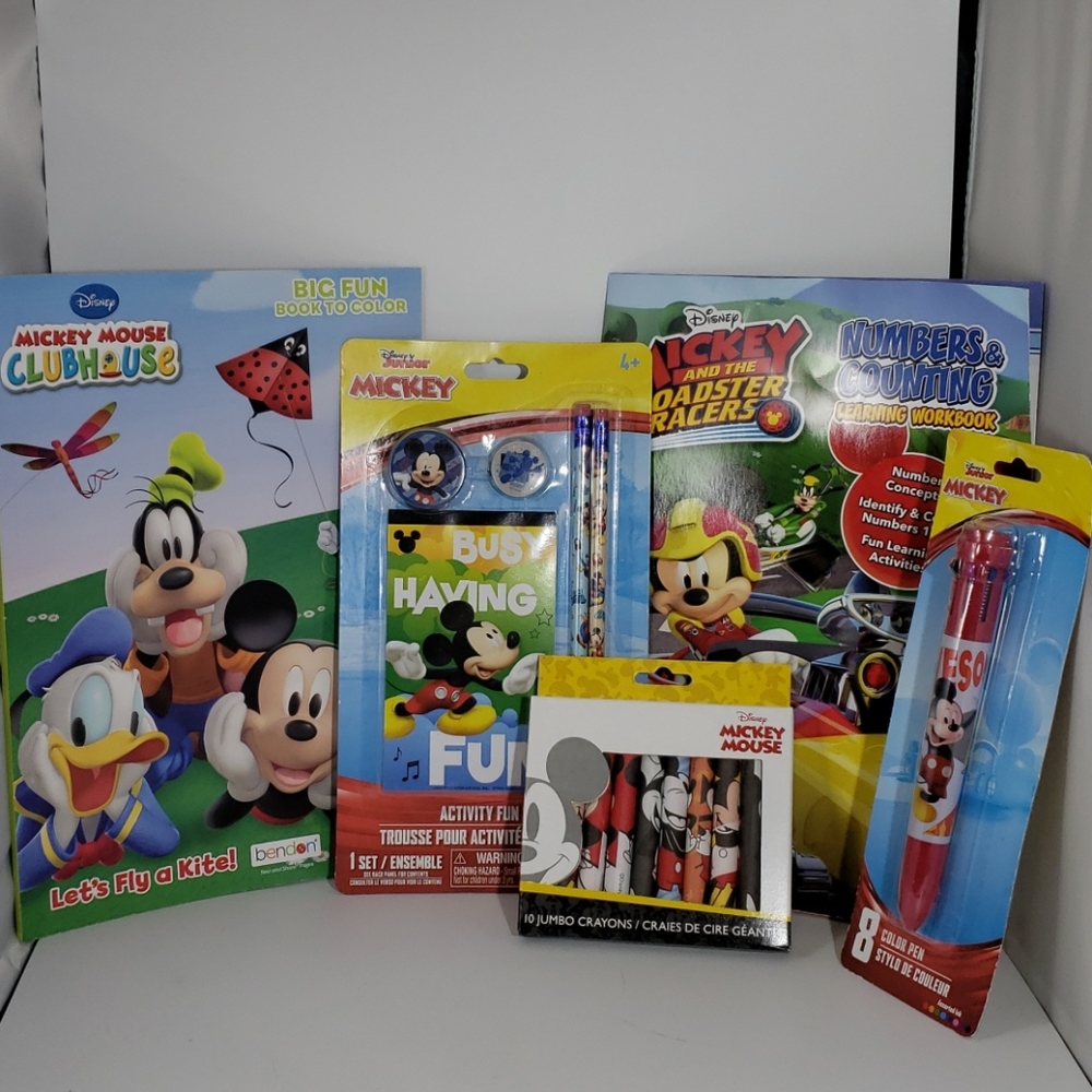 Mickey Mouse Deluxe Gift pack